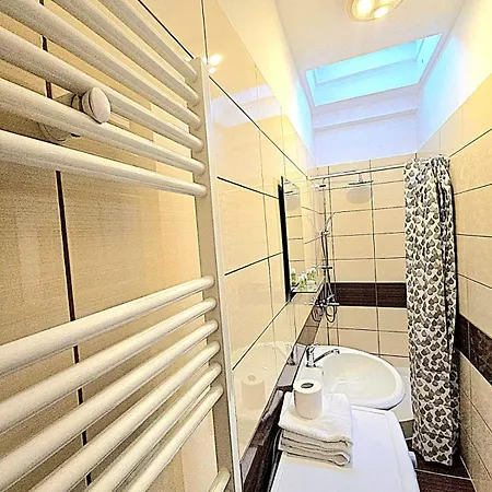 Casa Bia Апартаменти Брашов